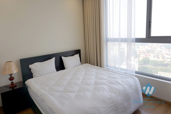 High floor apartment, fresh and airy in Vinhomes Nguyen Chi Thanh, Dong Da district 